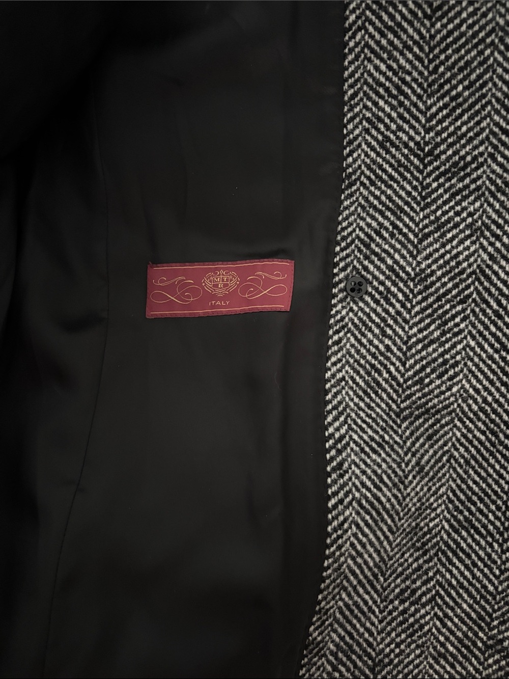 Aritzia Babaton The Constant Coat - Picture 7 of 13